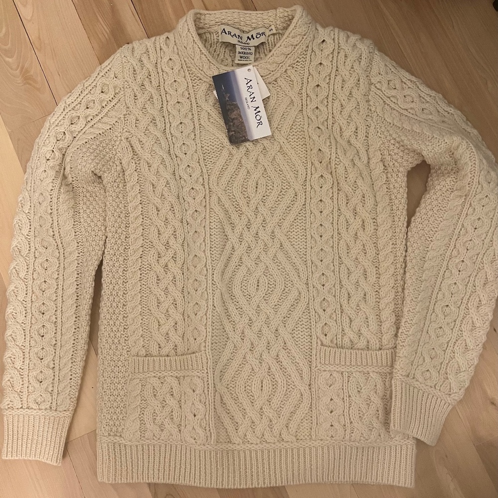 Aran Mor Ireland 100%  merino wool sweater